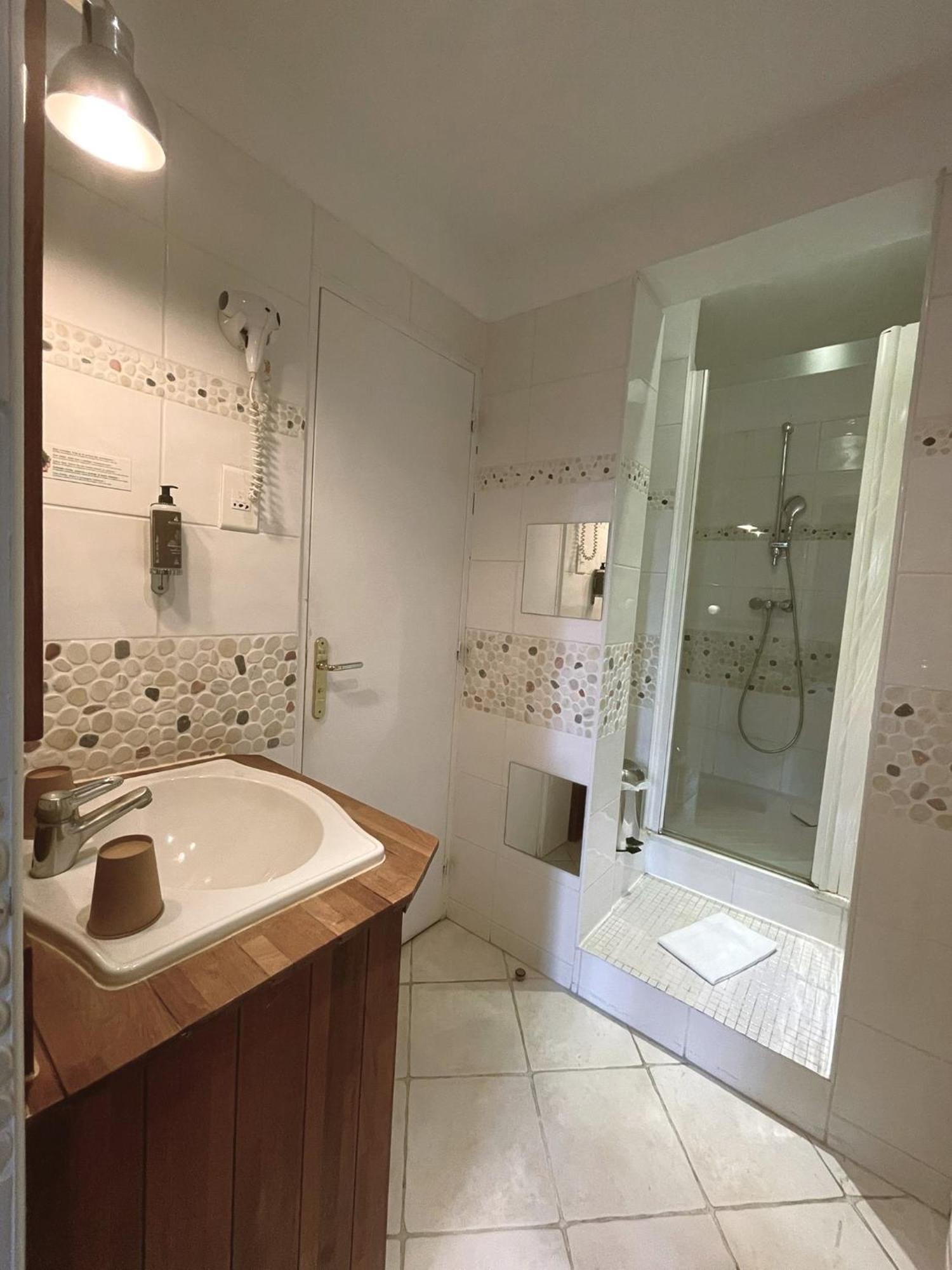 Hostellerie Du Lys Ламорле Экстерьер фото